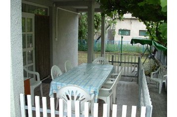 Ungarn Privát Dombori, Exterieur